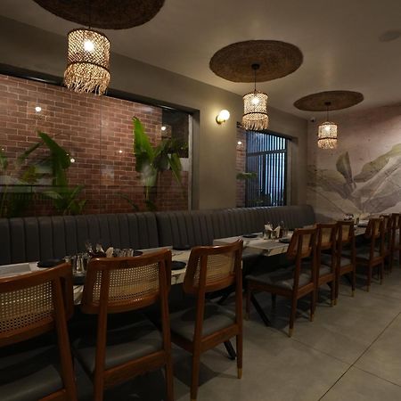 Hotel Swathi Hospet Bagian luar foto